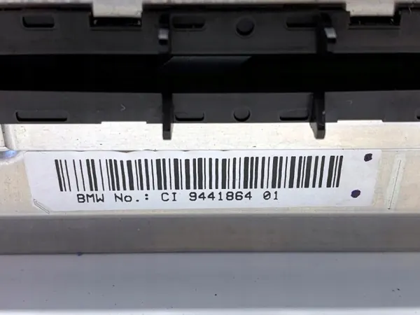 OEM 9441864 BMW F48 Multimedia-stereo-soitin image 3