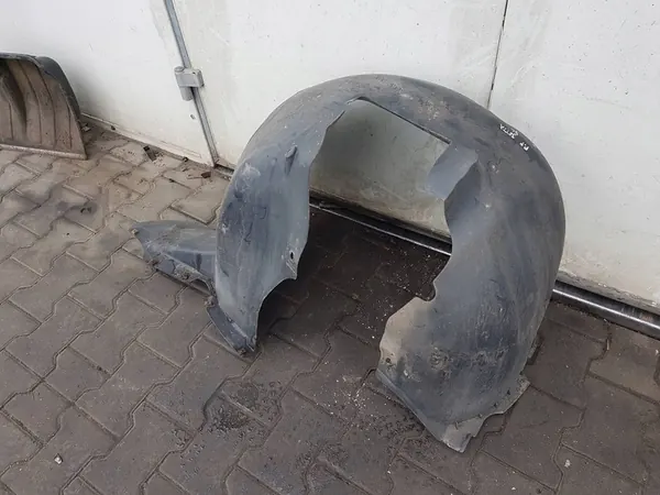 Volkswagen Jetta VI Etu Oikea Lokasuoja image 3