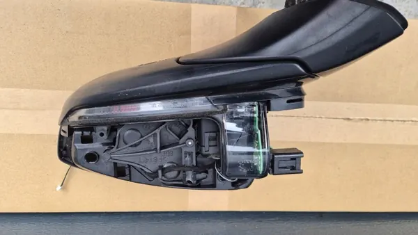 Rétroviseur gauche CX30 - Pièce Mazda OE d'occasion image 3