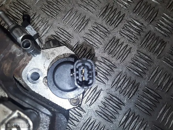 2006 Opel Astra H Brandstofpomp 1700td 0445010086 image 6