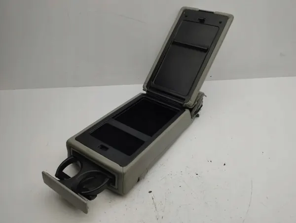 Lexus IS 220D-250-350 2006 Takaistuino OEM AMD140455 image 2