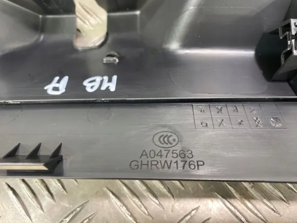 Garniture de coffre Mercedes-Benz OEM FBZ20721 - Occasion image 3