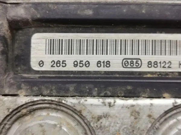 Pompe ABS OEM 0265950618 pour Mercedes-Benz Classe B image 7
