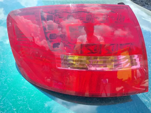 AUDI A6 C6 Luz Trasera Izquierda LED image 2