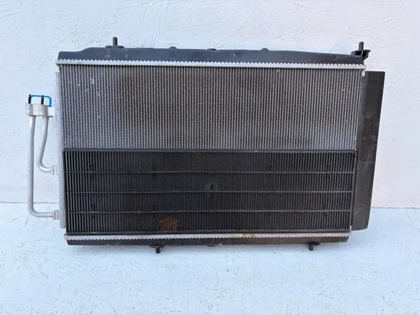Radiador Peugeot E-208 100KW OEM 9848127580 image 2