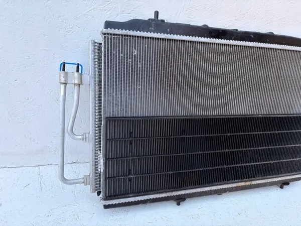 Radiador Peugeot E-208 100KW OEM 9848127580 image 3