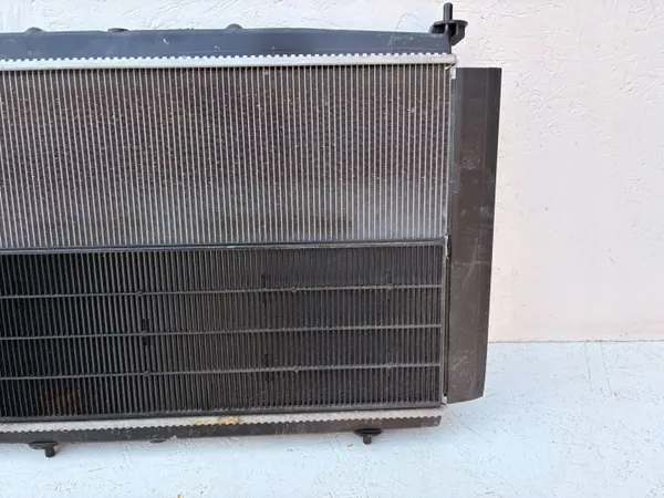 Radiador Peugeot E-208 100KW OEM 9848127580 image 5