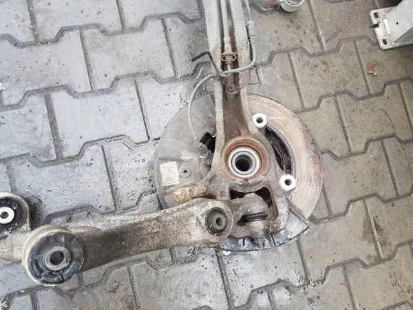 Audi Q7 4L 05-15 3.0 TDI linker voorste draagarm OEM 7P6407245A image 4