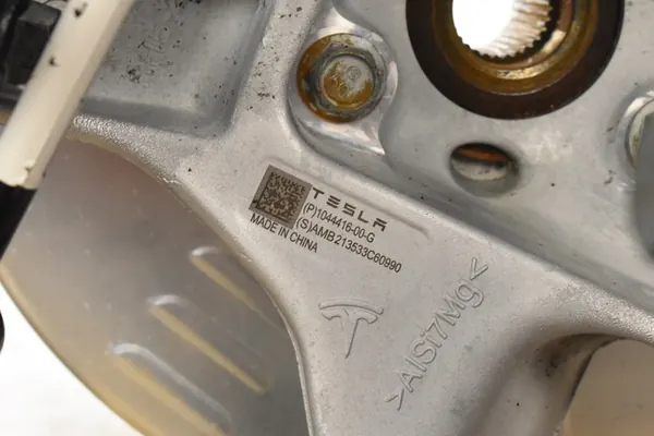 Mozzo ruota posteriore destro Tesla Model 3 image 8