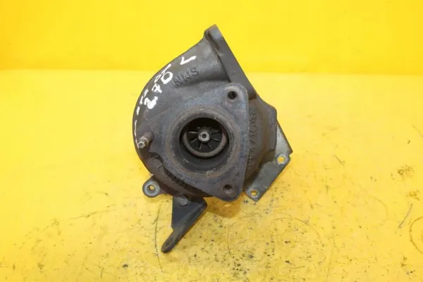 Turbocompressor OEM 4R8Q6K682BK para Jaguar XJ XF 2.7D image 3