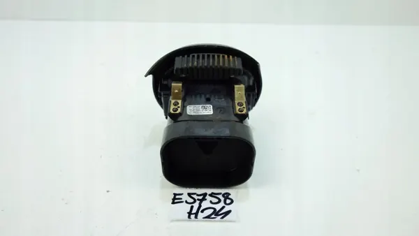 Mercedes-Benz C W206 Galler OEM A2068303301 image 4