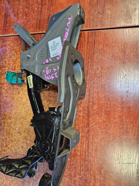 VW T5 2.5 TDI Gaspedaal OEM 7H1721503 image 5