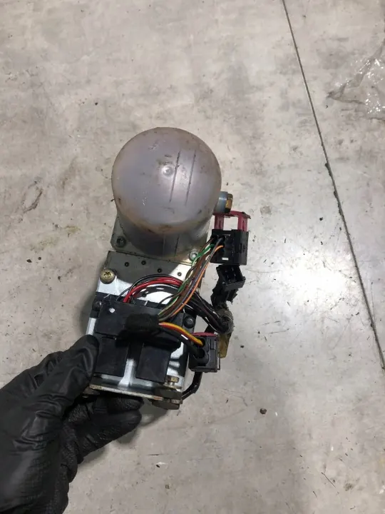 Saab 9-3 Cabrio takpump OEM 5116546 - Begagnad image 5