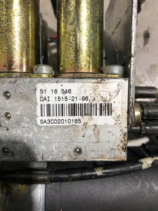Saab 9-3 Cabrio takpump OEM 5116546 - Begagnad image 6