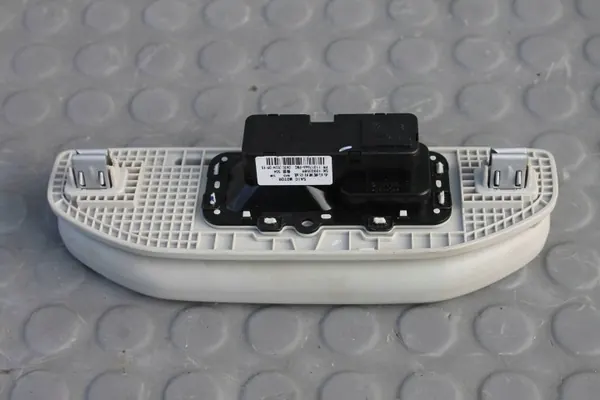 OEM 11317666HSII Luz Interior Cabina para MG HS II image 4