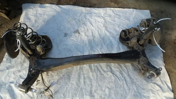 Sospensione posteriore completa Peugeot 5008 II 2019 1.2 Blue Tech OEM image 4