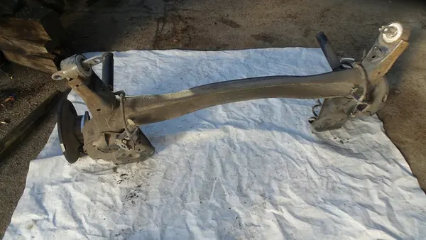 Sospensione posteriore completa Peugeot 5008 II 2019 1.2 Blue Tech OEM image 7