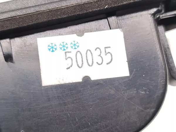 Vauxhall Astra Luz de Placa Traseira 2014 Estate image 7