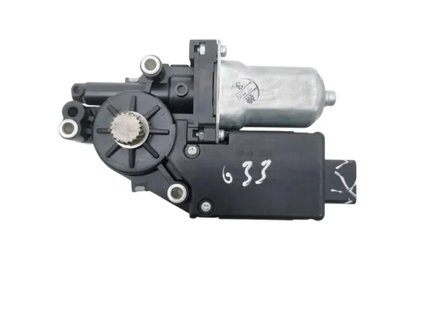 Mitsubishi Outlander 2008 schuifdak motor OEM M113V03 image 6