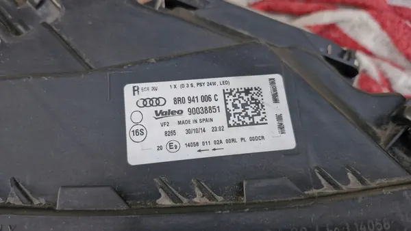 AUDI Q5 Bi-Xenón Faro Derecho 8R0941006C image 4