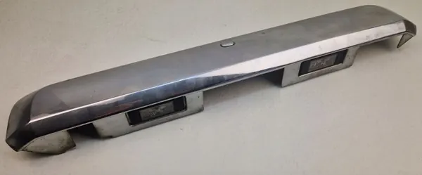 OEM 9080EB56 Moldura Cromada Portón Nissan para Keyless image 4