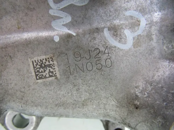 Mazda Steuerdeckel OEM PE29 10500 S5209 - Gebraucht image 6
