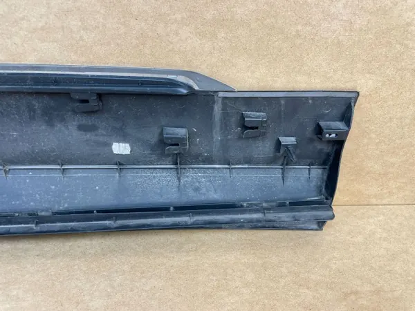 OEM 5NA854939AF Dörrlist Vänster Fram VW Tiguan II image 10