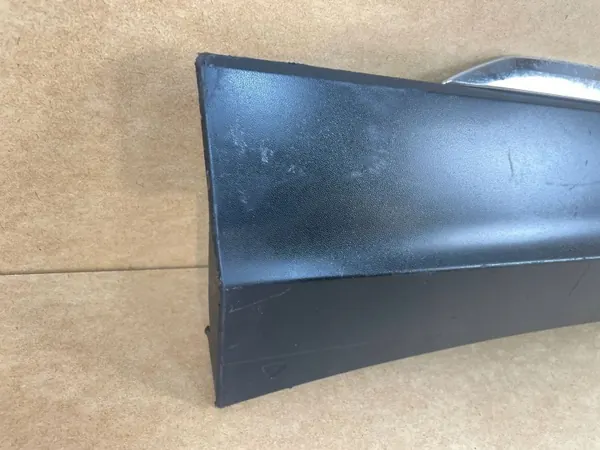 OEM 5NA854939AF Dörrlist Vänster Fram VW Tiguan II image 3