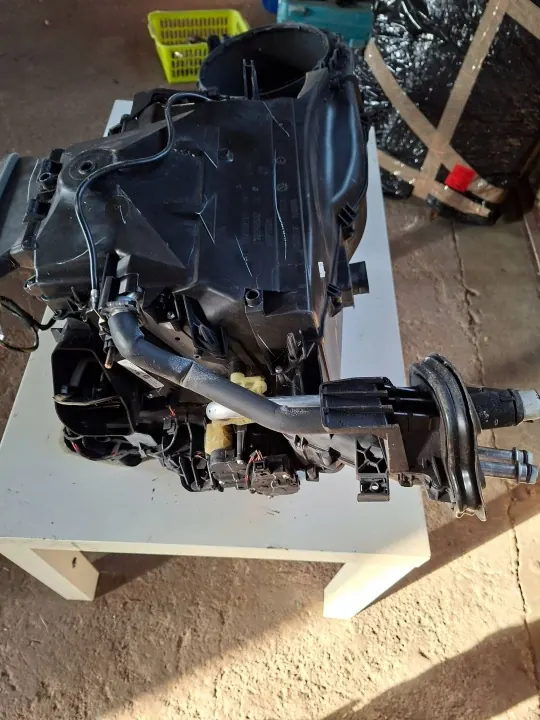 Radiateur de chauffage BMW OEM 520001502 X3 F25 2011 image 3