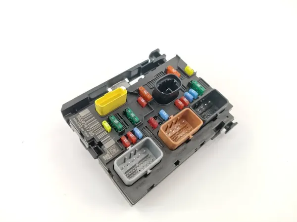 Fuse Box Module OEM 9659741780 for Citroen Peugeot image 2