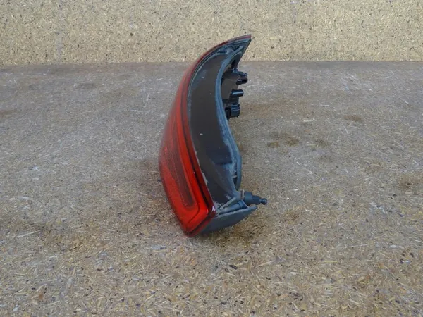 AUDI Q3 RSQ3 8U 11-14 Lámpara LED Trasera Izquierda 8U0945093H image 3