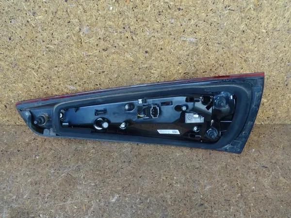 AUDI Q3 RSQ3 8U 11-14 Lámpara LED Trasera Izquierda 8U0945093H image 4