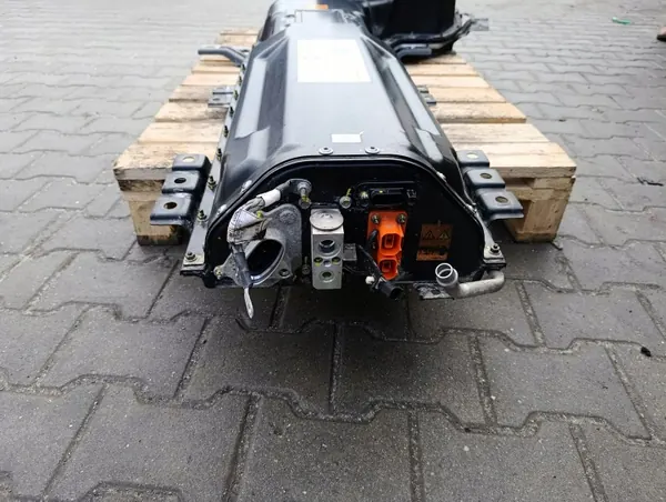 Batería Jeep Renegade 4xe OEM 46347049 - Usada image 7