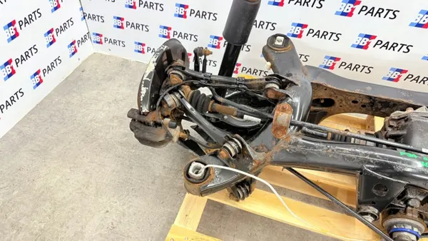 OEM 7599475 bakaxel för BMW F30/F31 image 4