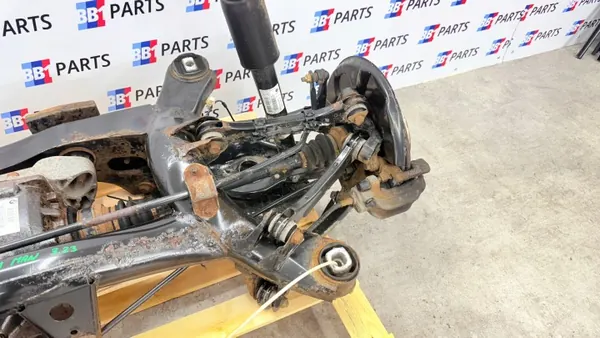 OEM 7599475 bakaxel för BMW F30/F31 image 7