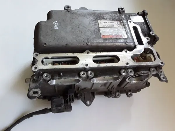 Inversor Toyota Prius OEM G920047180 - Usado image 2