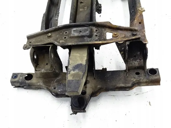 Voorste Ophangingsbeugel Mercedes Sprinter W907 2.2 CDI A9063211503 image 3