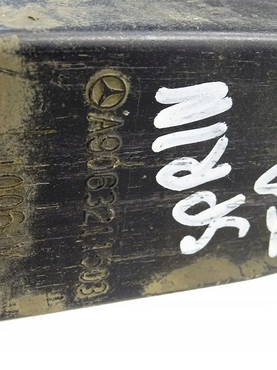 Voorste Ophangingsbeugel Mercedes Sprinter W907 2.2 CDI A9063211503 image 7