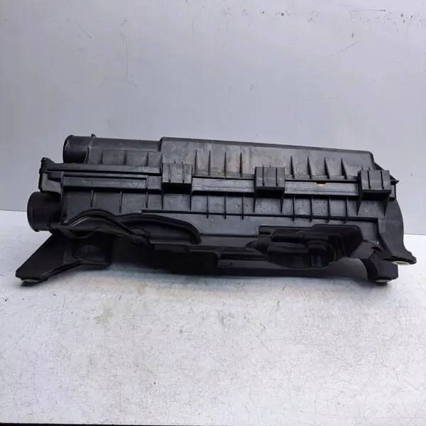 Ilmansuodatin Kotelo OEM 7109776 Citroen Nemo image 3