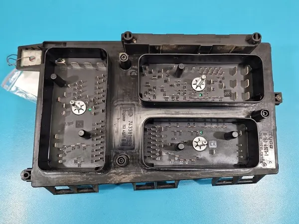 Zekeringkast Opel Astra III H 5DK008668-50 image 4