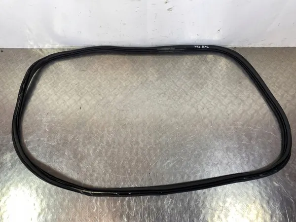 Lincoln Corsair kofferbakdichting OEM FOB44138 - Gebruikt image 2