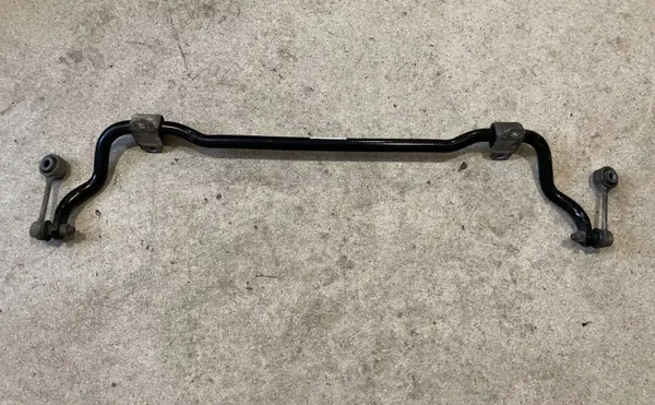Mercedes GLE W167 Taka stabilointitanko OEM A1673264400 image 2