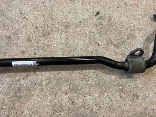 Mercedes GLE W167 Taka stabilointitanko OEM A1673264400 image 7
