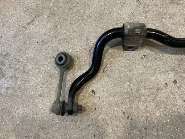 Mercedes GLE W167 Taka stabilointitanko OEM A1673264400 image 8