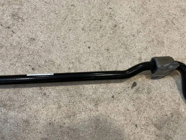 Mercedes GLE W167 Taka stabilointitanko OEM A1673264400 image 9
