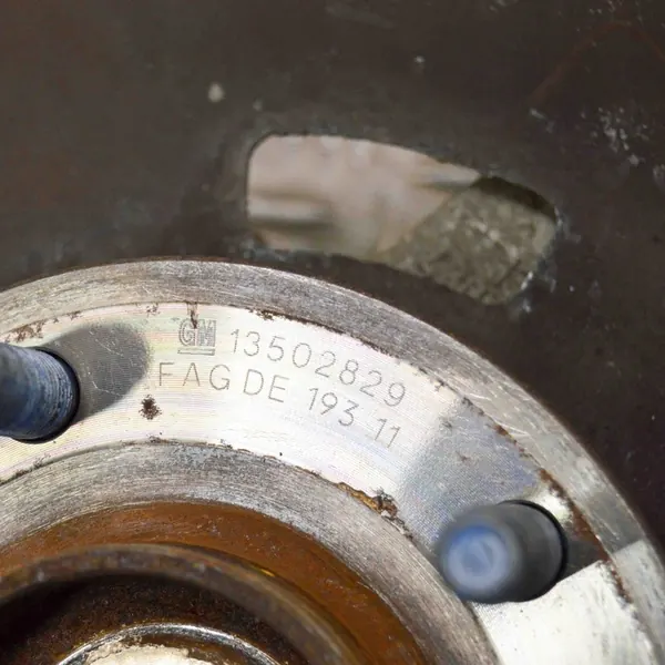 Snodo anteriore destro OPEL ASTRA J 13502829 image 6