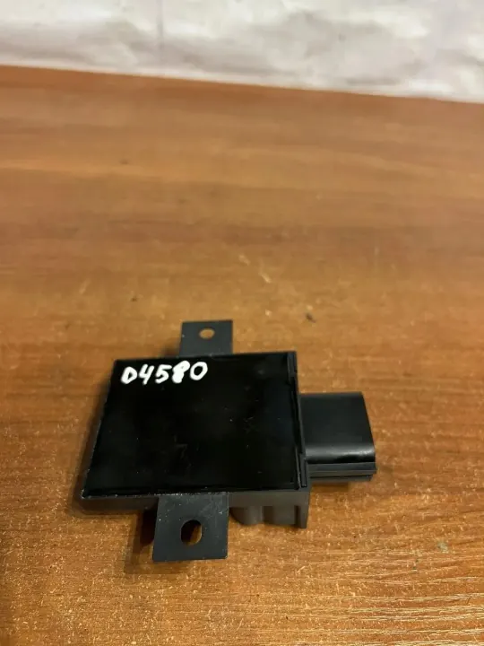 Controlador bomba combustible OEM D4580 Land Rover Discovery Sport image 4