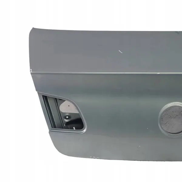 VW Passat B6 Takaluukku Iron Grey LC7Z OEM image 2