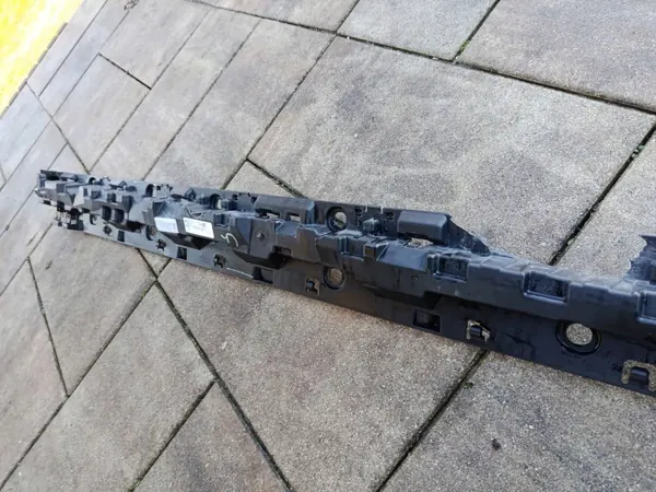 BMW X5 G05 Rechter drempelglijder OEM 7425460 image 7