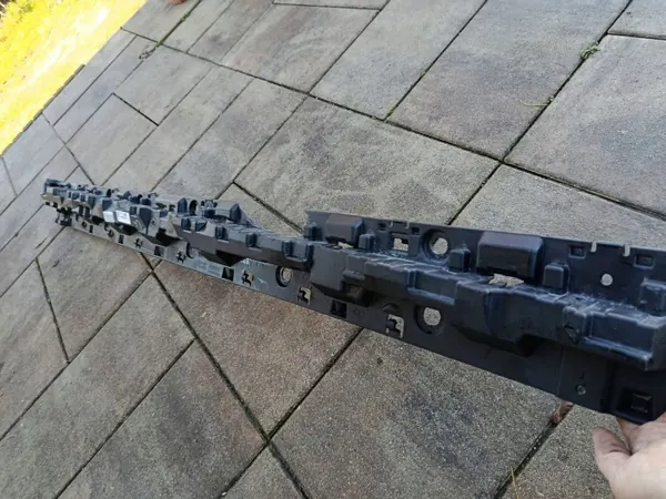 BMW X5 G05 Rechter drempelglijder OEM 7425460 image 8